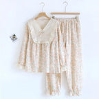 Conjunto elegante con dulces detalles de encaje