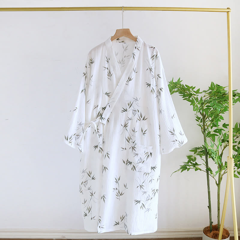 Albornoz cómodo con estampado de ramas y hojas