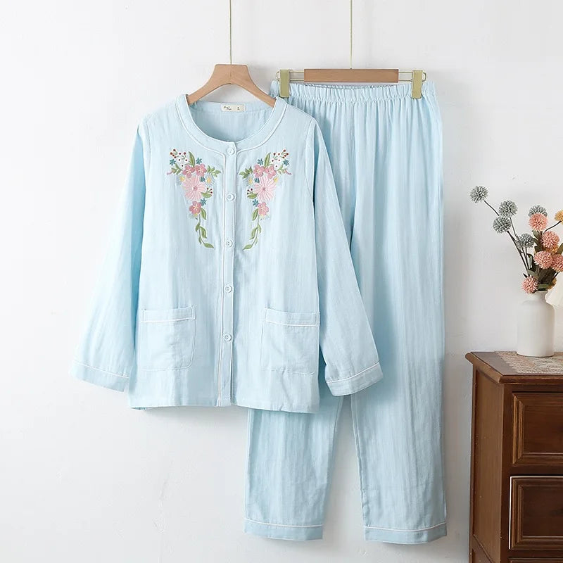 Floral Embroidered Everyday Set