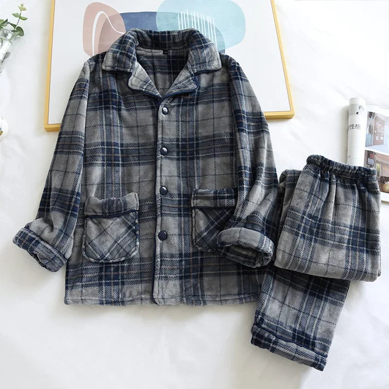 Conjunto de pijama de franela a cuadros