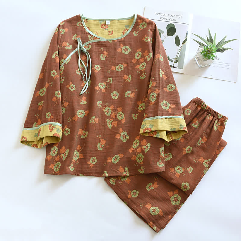 Conjunto de pijama tipo kimono