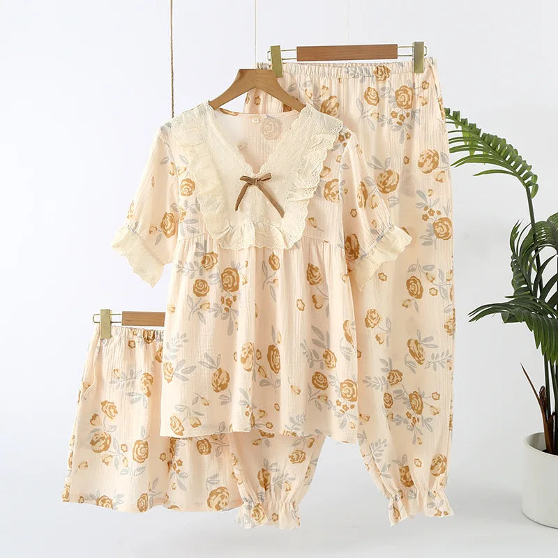 Conjunto de pijama corto con detalle de encaje (3 piezas)
