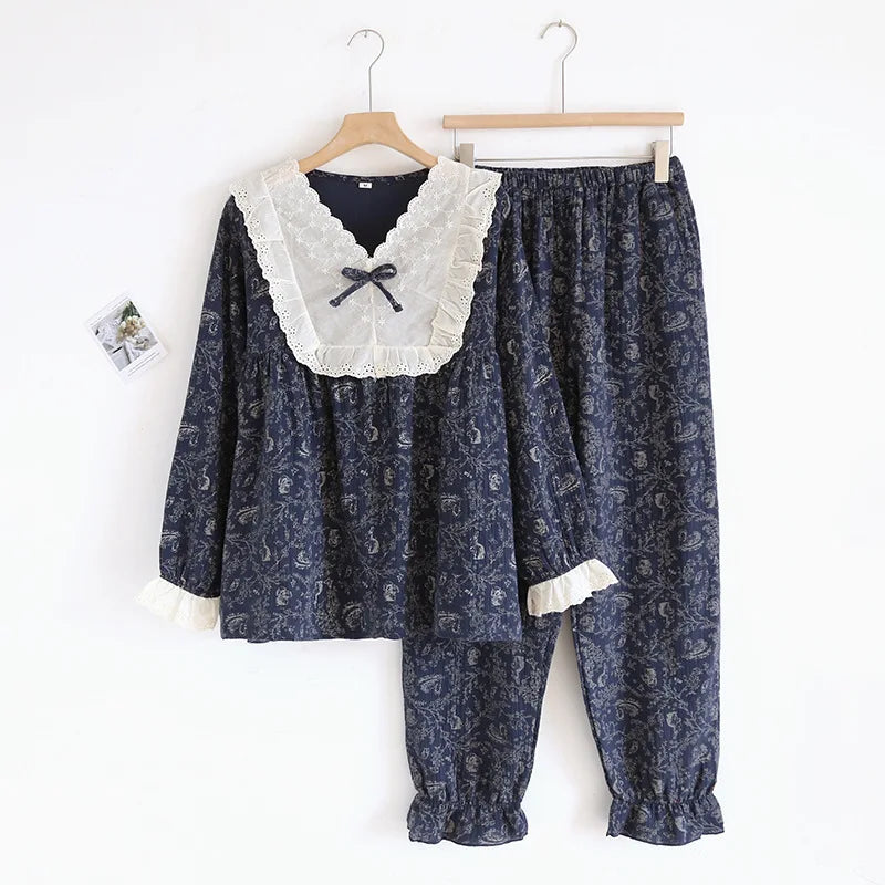 Sweet Lace-Detail Everyday Set